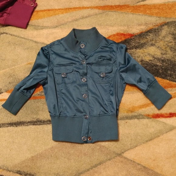 Two Jackets Size Women S - Picture 4 of 4